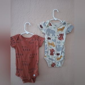 Gerber bodysuits size 18 months